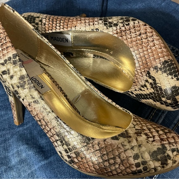 Steve Madden P-lonni faux python snake skin pumps heels Size 8.5 - Picture 2 of 12